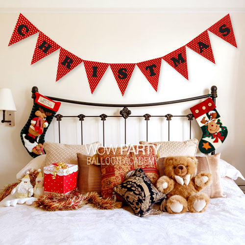 크리스마스 펠트가랜드 (레드도트이니셜)