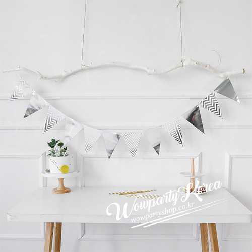 은박 웨이브 가랜드